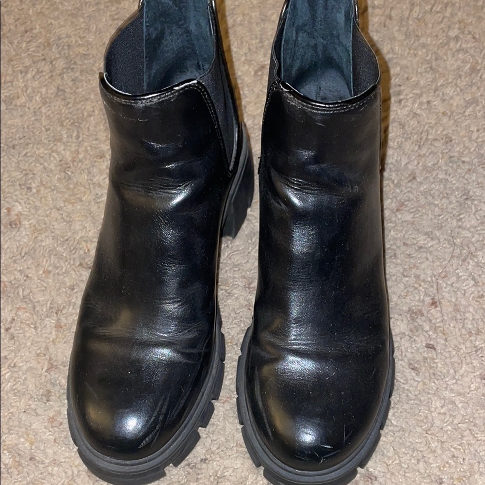 Steve Madden boots